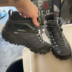 Merrel Snow Hiking Shoes!